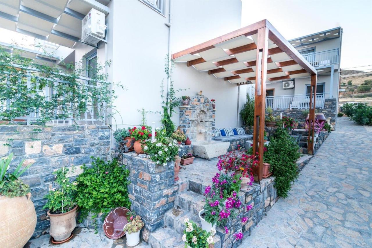 Athina Residence 兰特斯 外观 照片